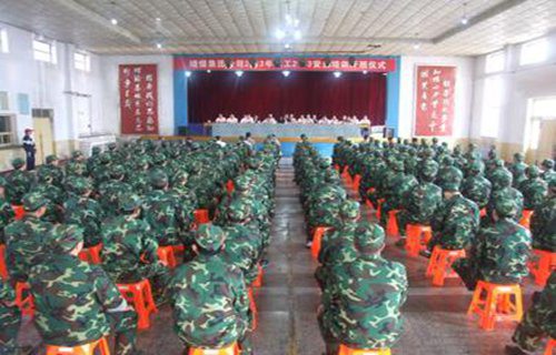 甘肅省煤炭工業(yè)技工學(xué)校宿舍環(huán)境與計算機(jī)技術(shù)培訓(xùn)概覽